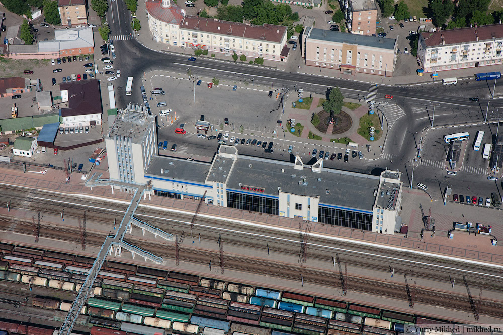 Железнодорожный вокзал Белгорода с вертолёта