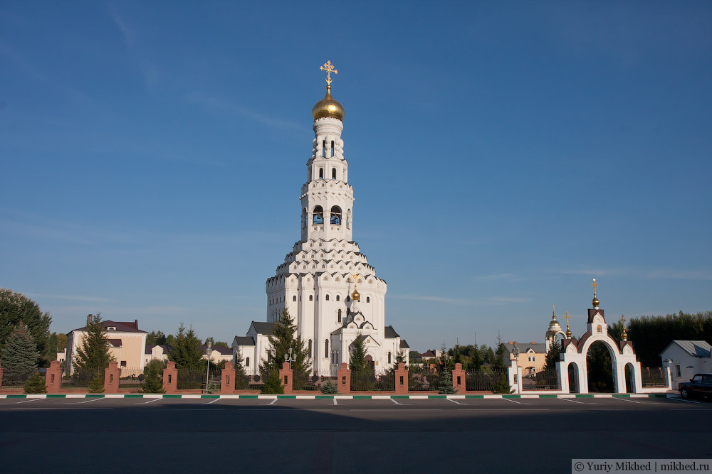 Собор святих Петра і Павла в Прохоровці